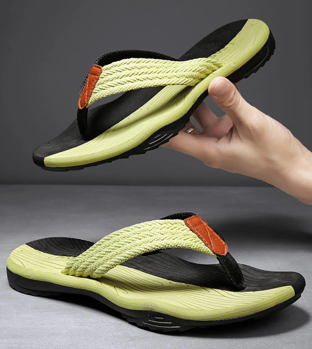 Infradito da uomo Pantofole da spiaggia estive Uomo Casual Traspirante Addensare Sandali da spiaggia Pantofole da massaggio all