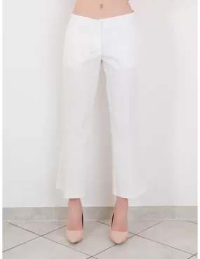 Pantaloni bianchi a zampa alla caviglia Maesta Milano